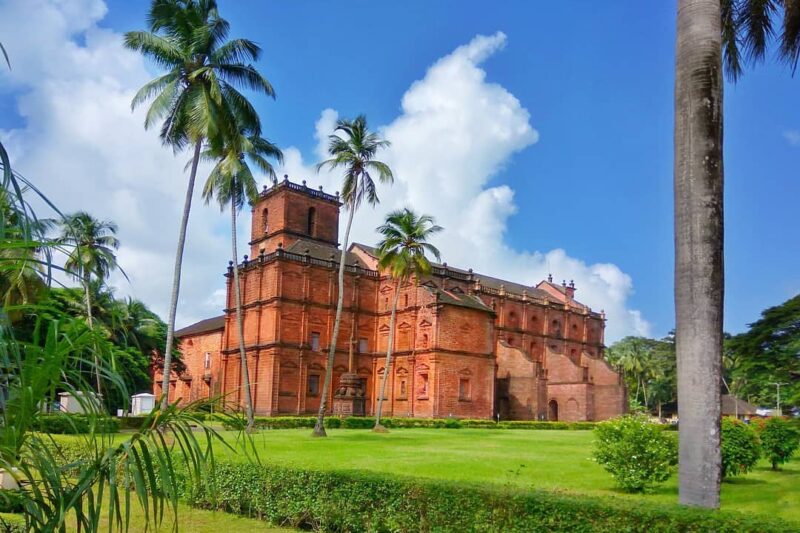 Sightseeing in Goa: South Goa Tour by AC Bus