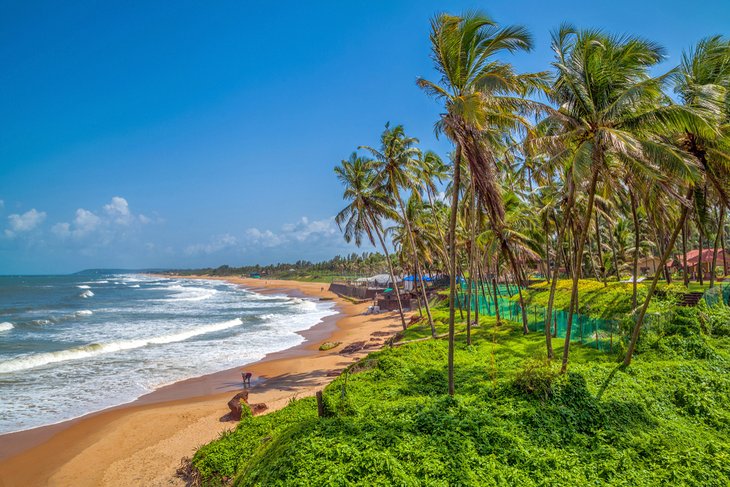 Beach Hopping in Goa: A Complete Guide to the Best Beaches